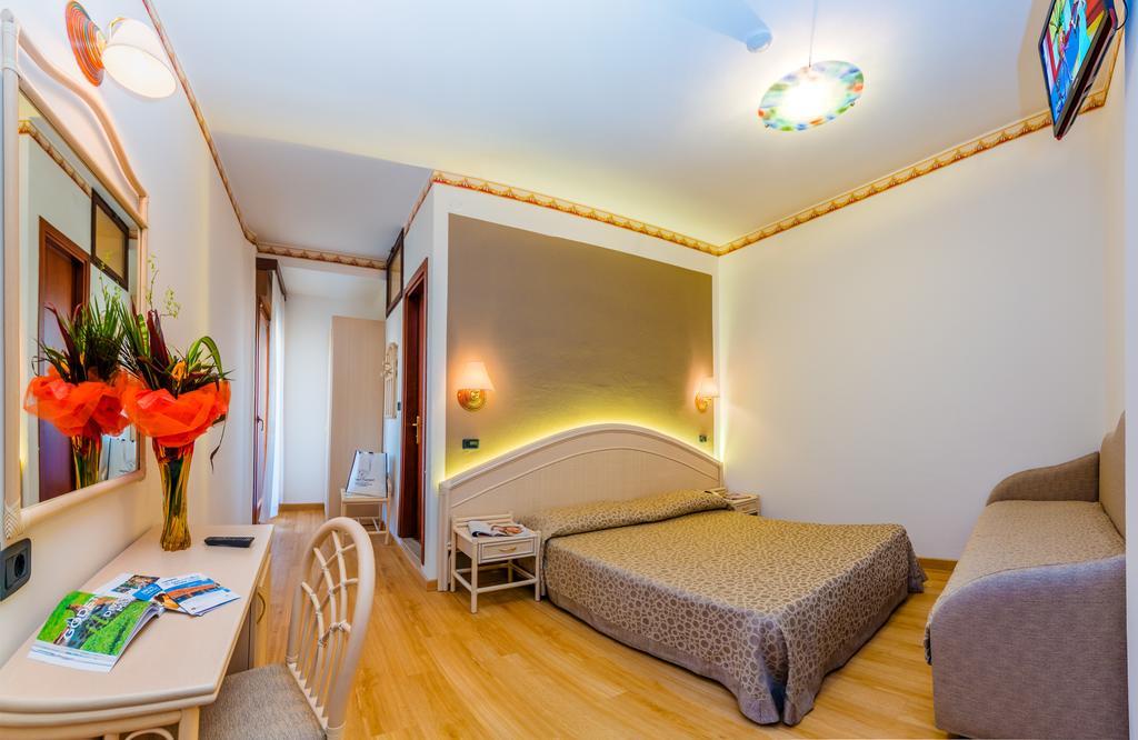 Europa Hotel 3*